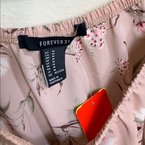 Off the shoulder nude/pink blouse - Picture 2 of 3